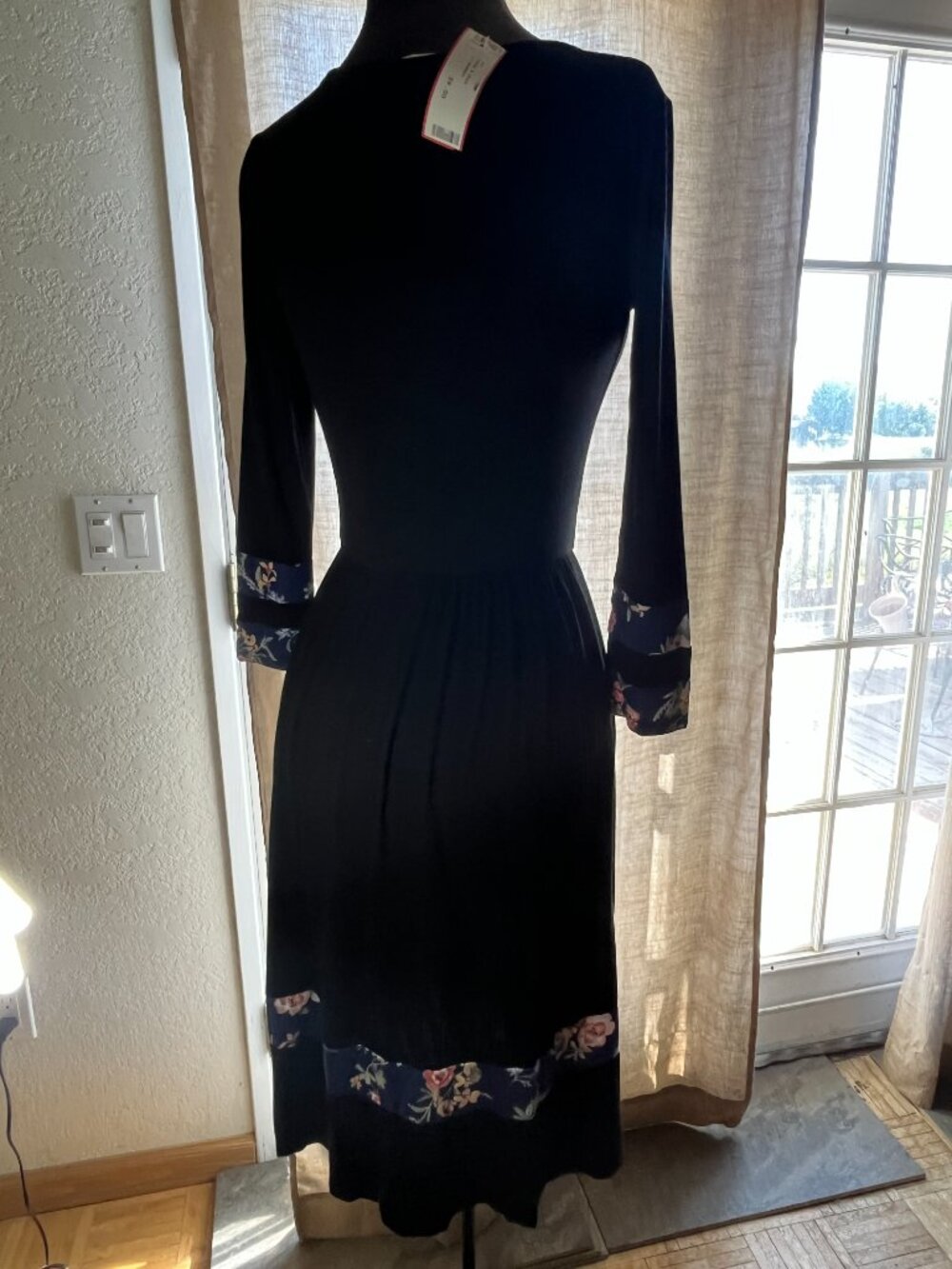 Floral detail Black Dress
